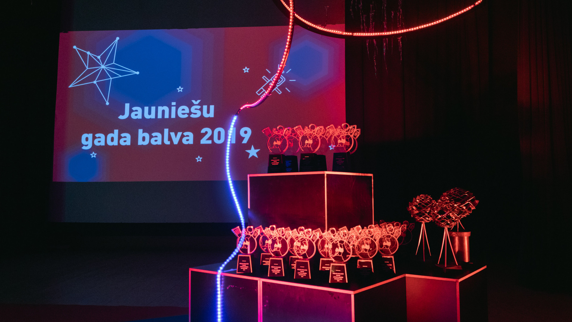 Spilgti, emocionāli un pacilājoši aizvadīts Latvijas Jauniešu galvaspilsētas 2019 gala pasākums 