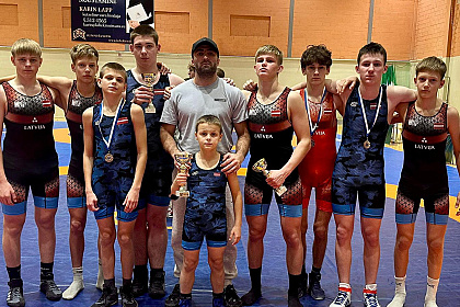 Olaines cīkstoņi uzvar un izcīna medaļas starptautiskā brīvās cīņas turnīrā “Martin Klein 62 memorial”