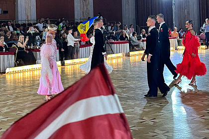 Latvijas pāris sasniedz finālu Eiropas čempionātā Moldovā