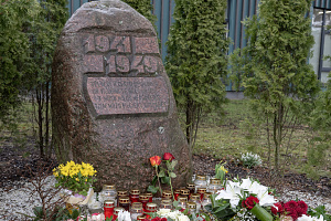 Komunistiskā genocīda upuru piemiņas dienai veltīts piemiņas brīdis