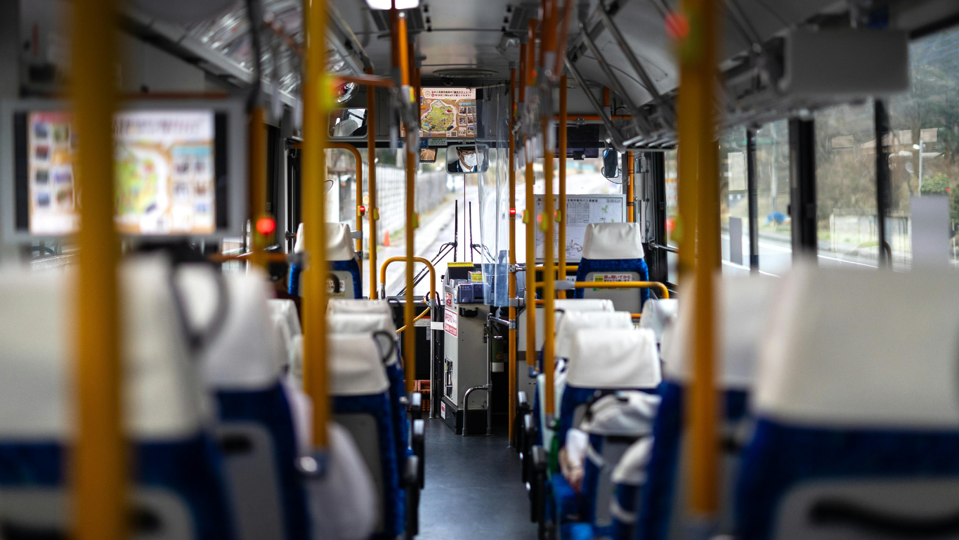 Olaines novada pašvaldība iebilst pret sabiedriskā transporta maršrutu samazināšanu