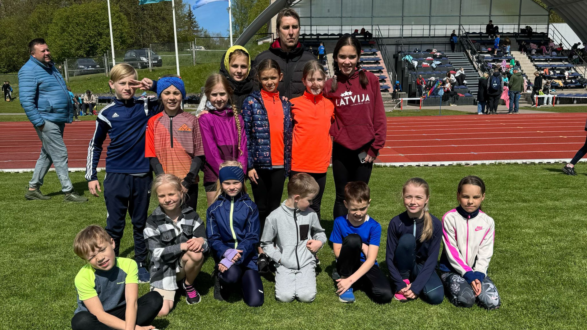 Olaines vieglatlēti no Tukuma pārbrauc mājās ar medaļām