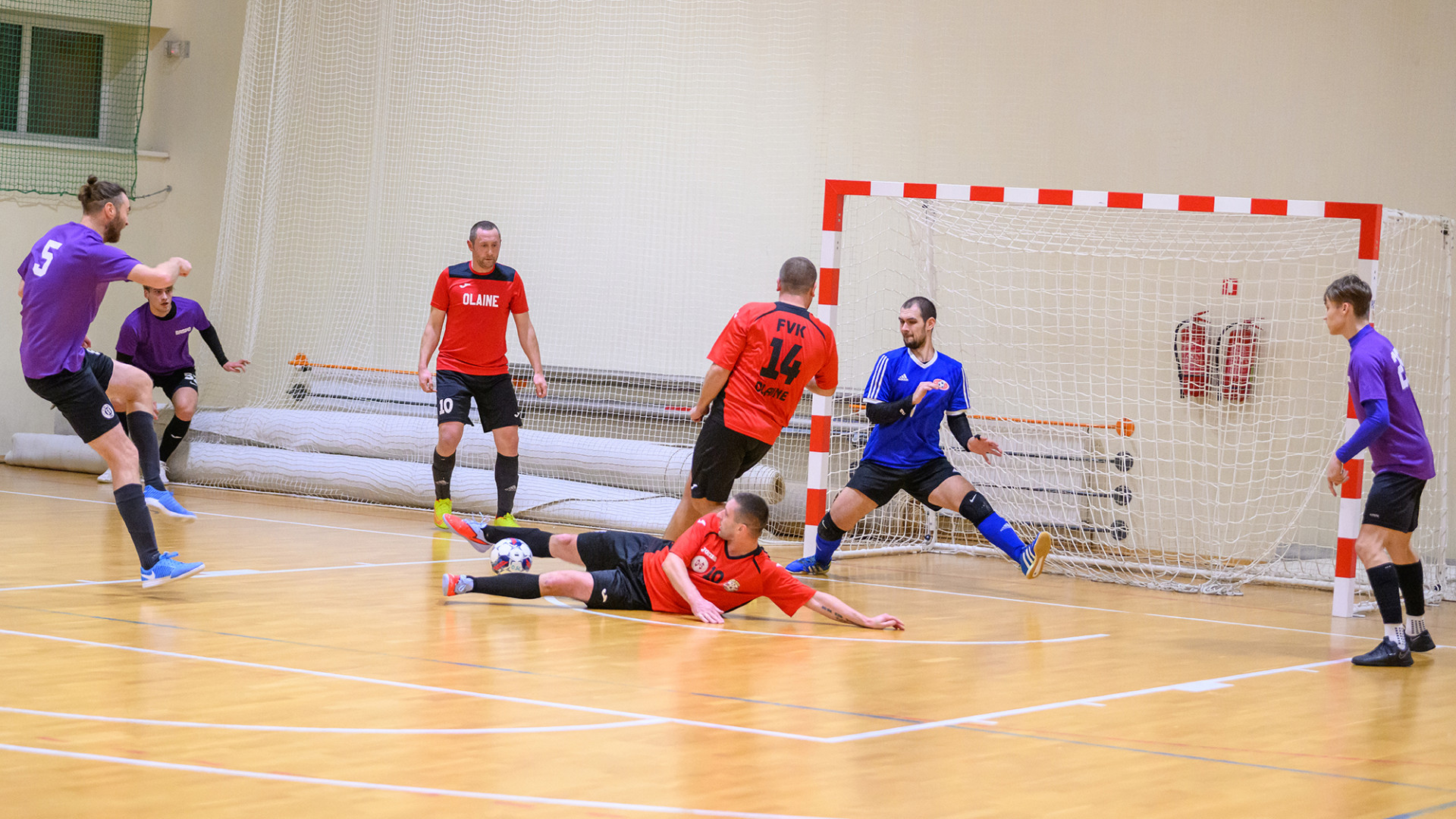 Olaines Sporta centra kauss telpu futbolā sāk uzņemt tempu!